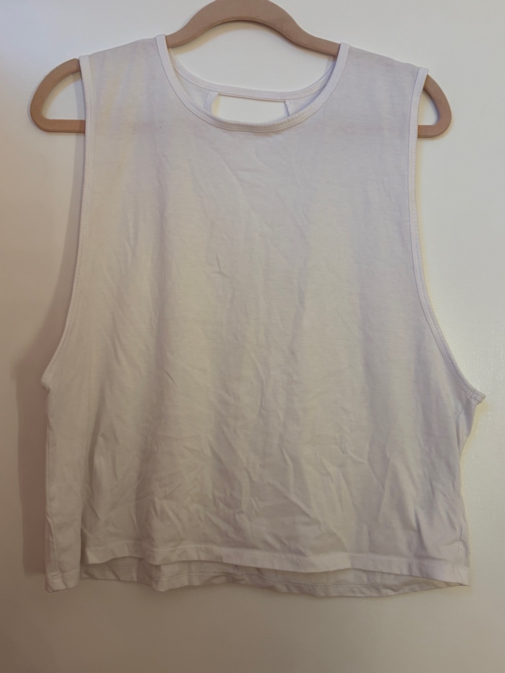Fabletics Women’s White Sleeveless Crop Tank Top